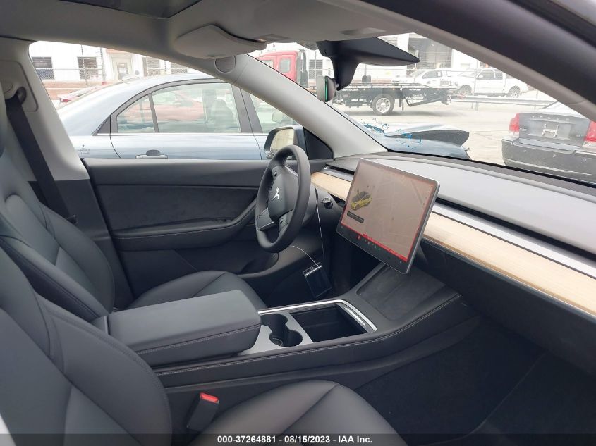 Photo 4 VIN: 7SAYGDEE3NA005356 - TESLA MODEL Y 