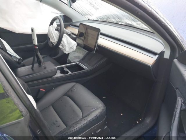 Photo 4 VIN: 7SAYGDEE3NA007432 - TESLA MODEL Y 