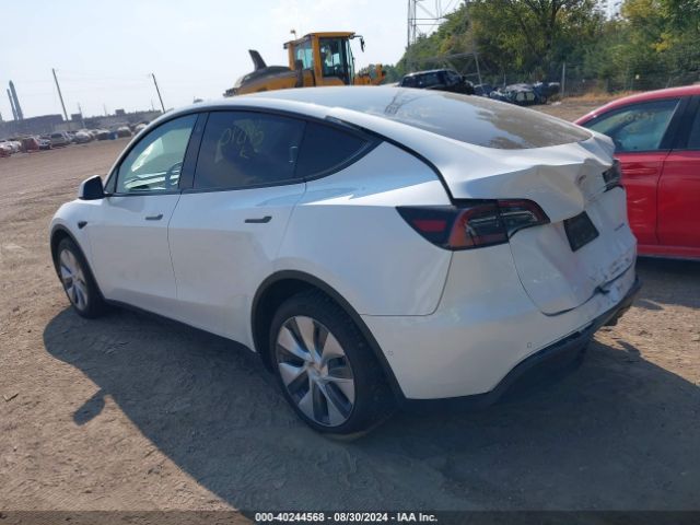 Photo 2 VIN: 7SAYGDEE3NA012145 - TESLA MODEL Y 