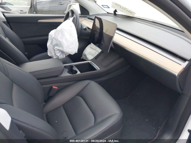 Photo 4 VIN: 7SAYGDEE3NA022254 - TESLA MODEL Y 