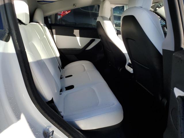 Photo 9 VIN: 7SAYGDEE3NF308799 - TESLA MODEL Y 