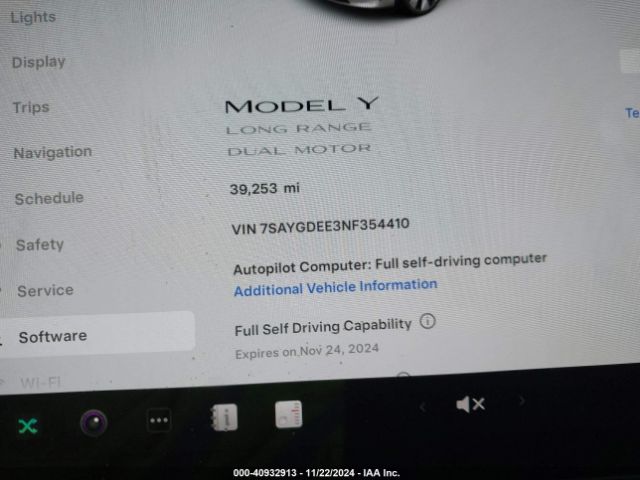 Photo 6 VIN: 7SAYGDEE3NF354410 - TESLA MODEL Y 