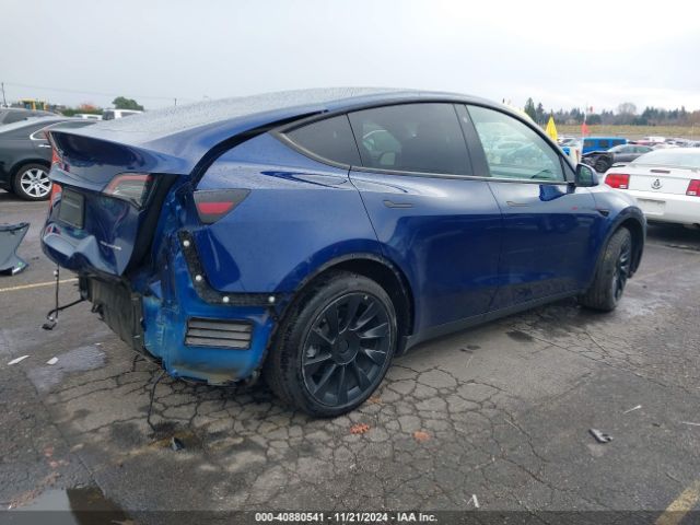 Photo 3 VIN: 7SAYGDEE3NF386600 - TESLA MODEL Y 