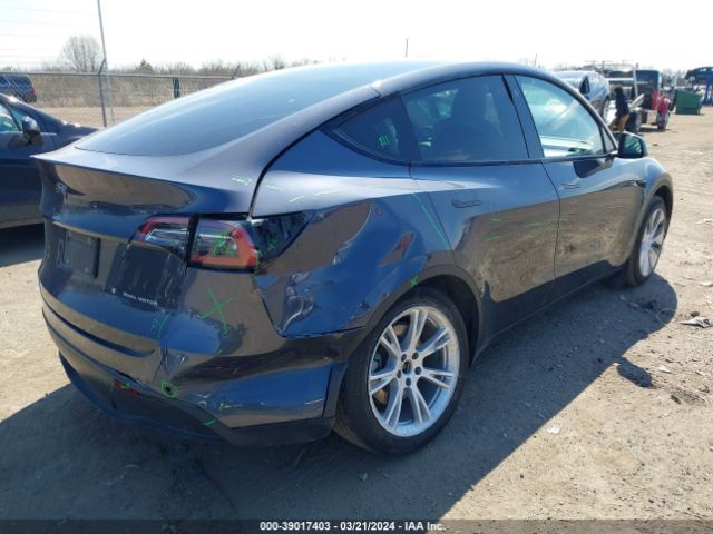 Photo 3 VIN: 7SAYGDEE3NF401368 - TESLA MODEL Y 