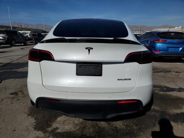 Photo 5 VIN: 7SAYGDEE3NF427677 - TESLA MODEL Y 