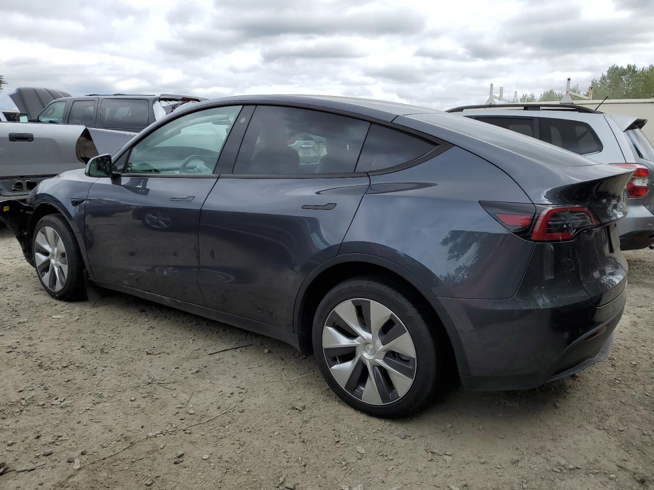 Photo 1 VIN: 7SAYGDEE3NF443555 - TESLA MODEL Y 