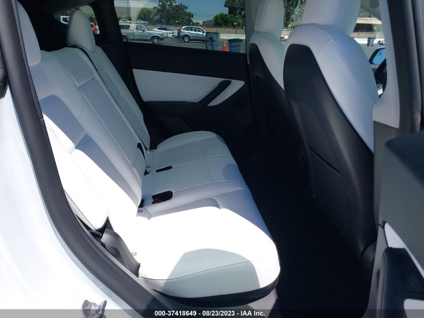 Photo 7 VIN: 7SAYGDEE3NF463496 - TESLA MODEL Y 