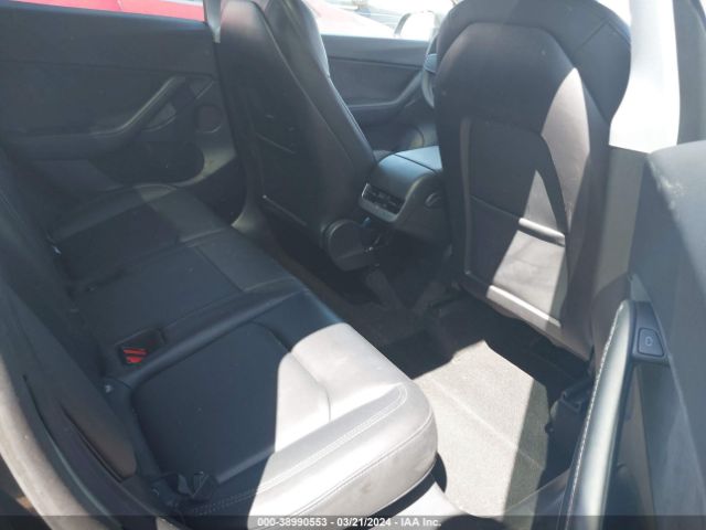 Photo 7 VIN: 7SAYGDEE3NF480234 - TESLA MODEL Y 