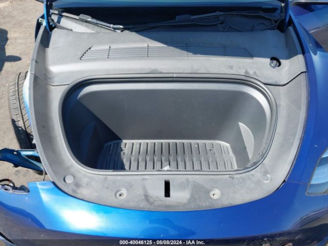 Photo 9 VIN: 7SAYGDEE3NF573884 - TESLA MODEL Y 