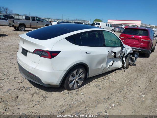 Photo 3 VIN: 7SAYGDEE3PA040272 - TESLA MODEL Y 