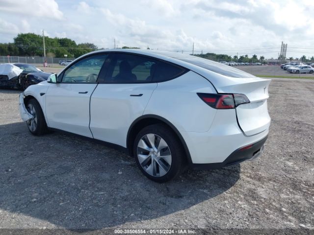 Photo 2 VIN: 7SAYGDEE3PA045892 - TESLA MODEL Y 