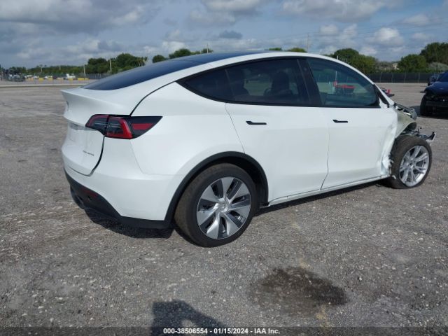 Photo 3 VIN: 7SAYGDEE3PA045892 - TESLA MODEL Y 