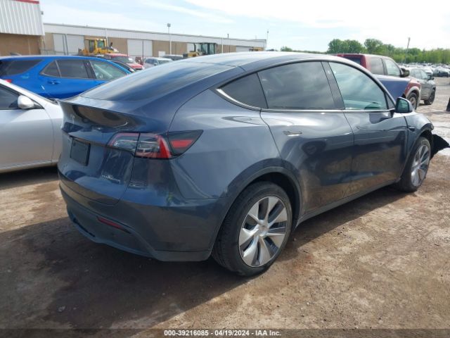 Photo 3 VIN: 7SAYGDEE3PA053488 - TESLA MODEL Y 