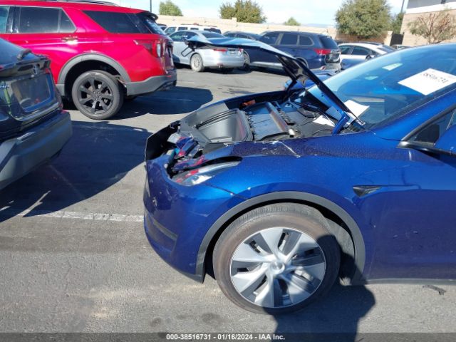 Photo 5 VIN: 7SAYGDEE3PA087303 - TESLA MODEL Y 