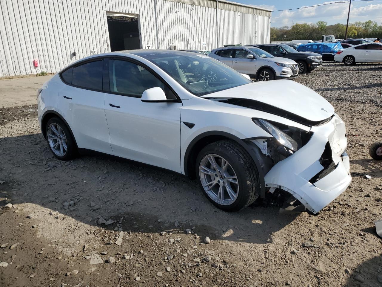 Photo 3 VIN: 7SAYGDEE3PA099824 - TESLA MODEL Y 