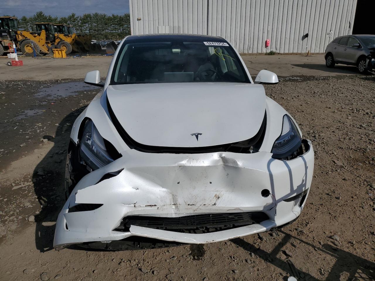 Photo 4 VIN: 7SAYGDEE3PA099824 - TESLA MODEL Y 