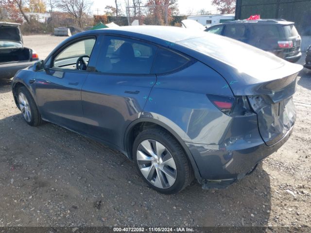 Photo 2 VIN: 7SAYGDEE3PA105590 - TESLA MODEL Y 