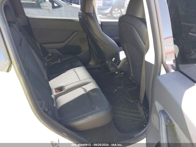 Photo 7 VIN: 7SAYGDEE3PA117853 - TESLA MODEL Y 