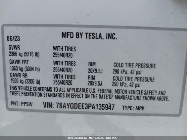 Photo 8 VIN: 7SAYGDEE3PA135947 - TESLA MODEL Y 