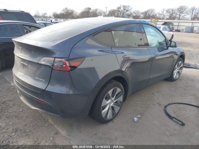 Photo 3 VIN: 7SAYGDEE3PA137102 - TESLA MODEL Y 