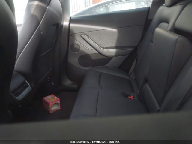 Photo 7 VIN: 7SAYGDEE3PA137102 - TESLA MODEL Y 