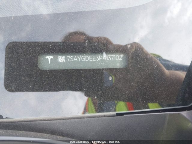 Photo 8 VIN: 7SAYGDEE3PA137102 - TESLA MODEL Y 