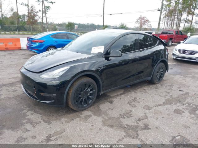 Photo 1 VIN: 7SAYGDEE3PA143322 - TESLA MODEL Y 