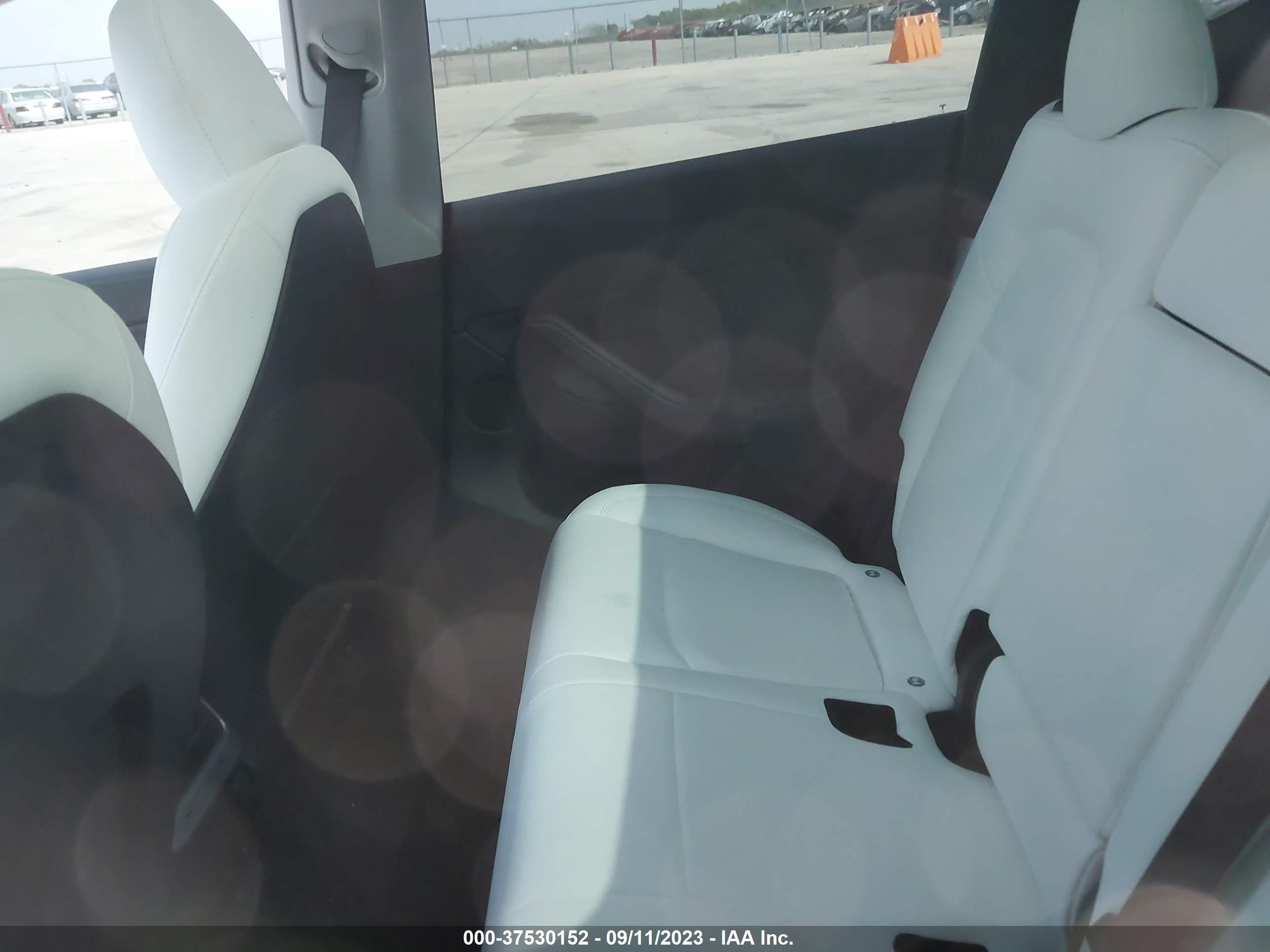 Photo 7 VIN: 7SAYGDEE3PA149220 - TESLA MODEL Y 