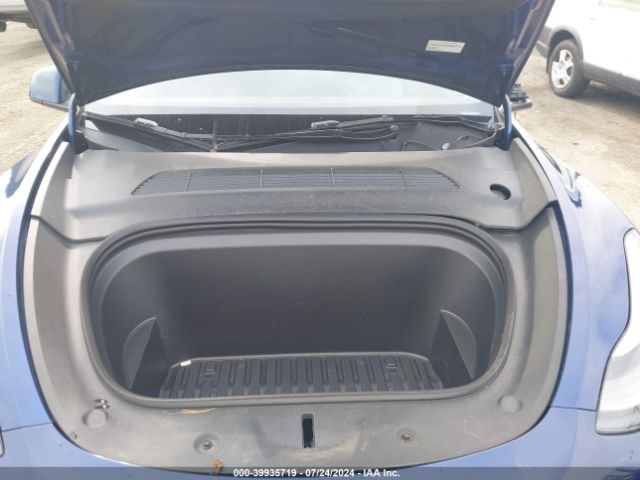 Photo 9 VIN: 7SAYGDEE3PA188373 - TESLA MODEL Y 