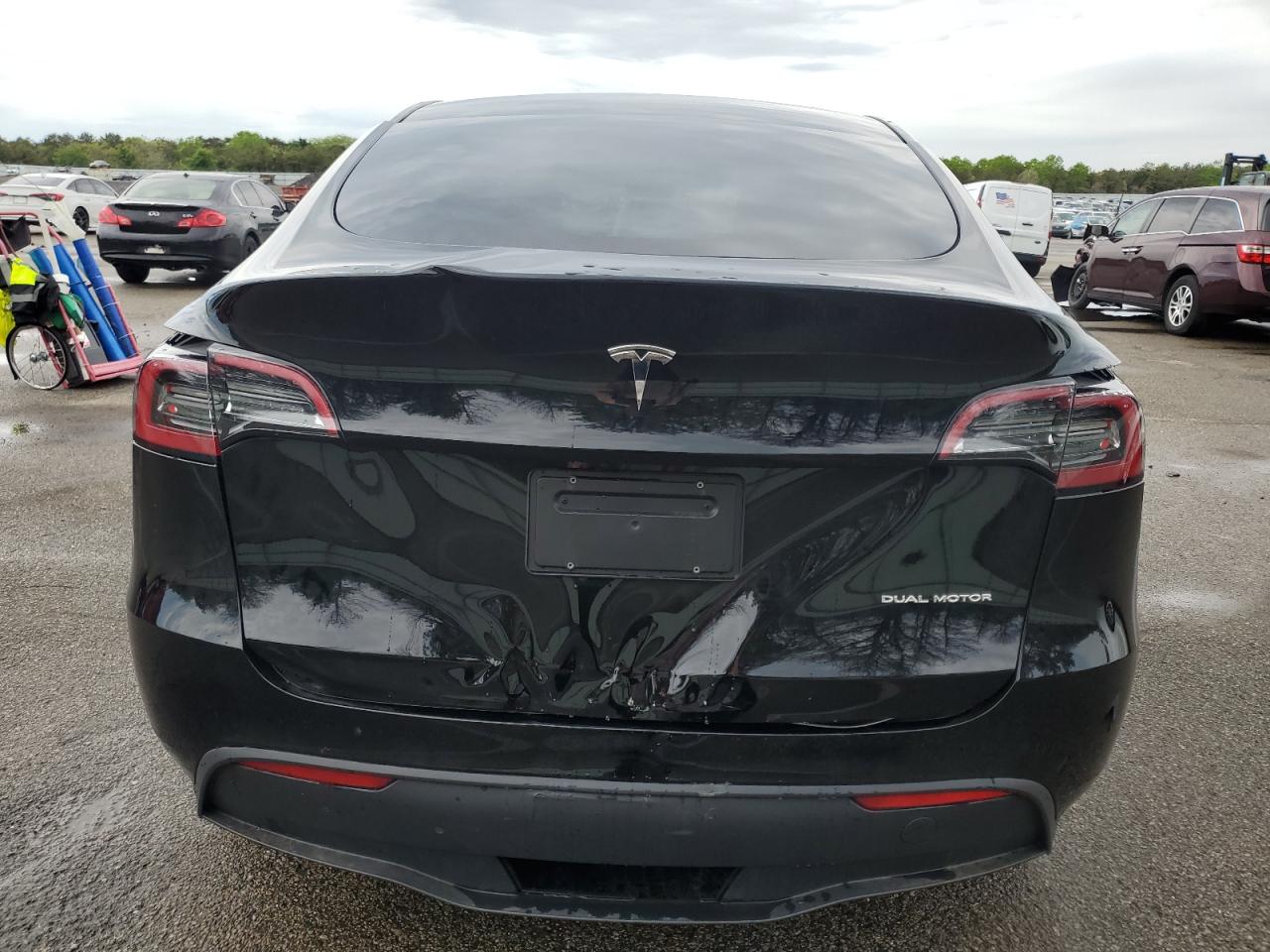 Photo 5 VIN: 7SAYGDEE3PA188471 - TESLA MODEL Y 