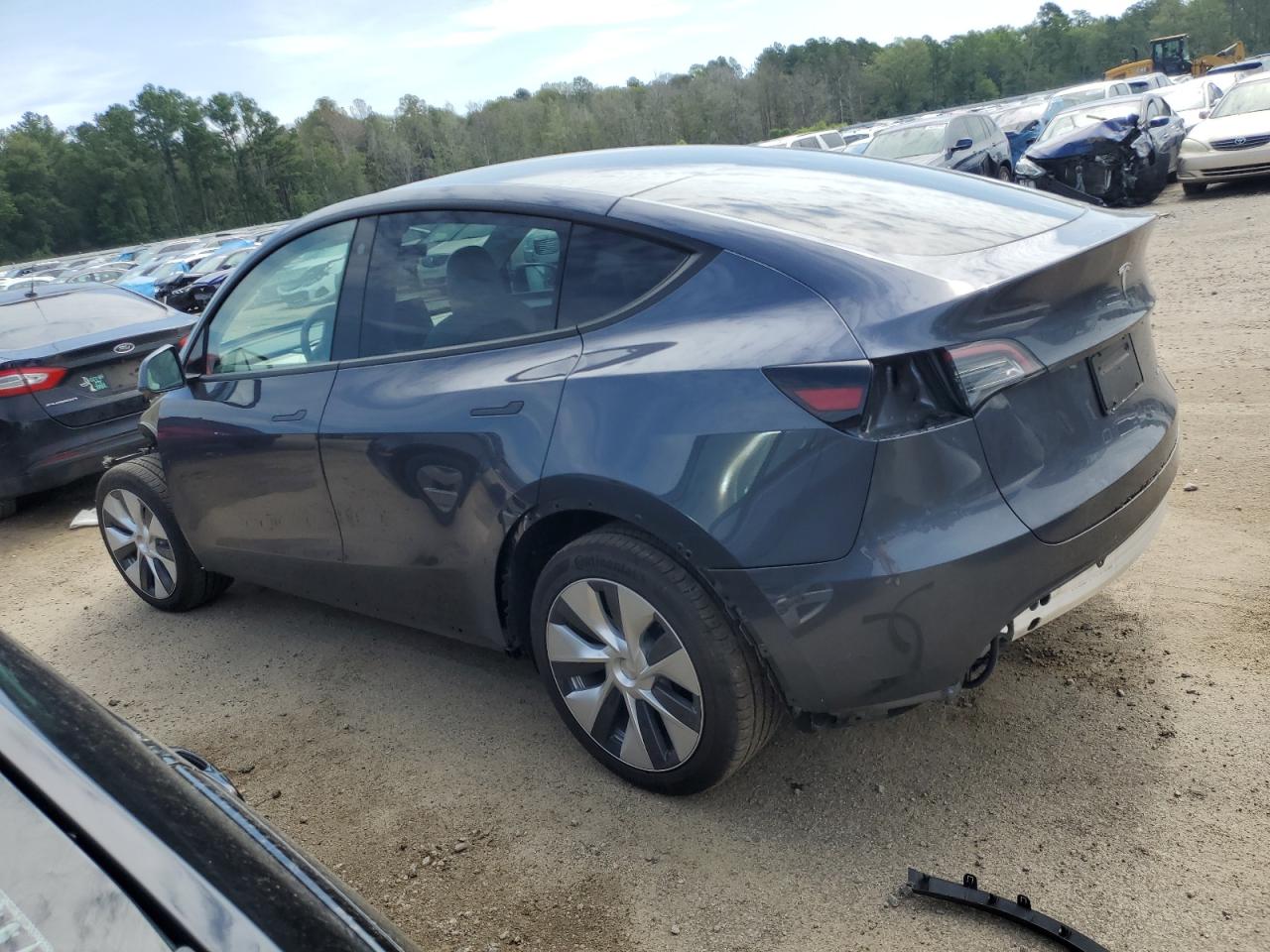 Photo 1 VIN: 7SAYGDEE3PF605655 - TESLA MODEL Y 