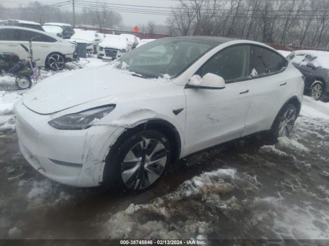 Photo 1 VIN: 7SAYGDEE3PF684261 - TESLA MODEL Y 