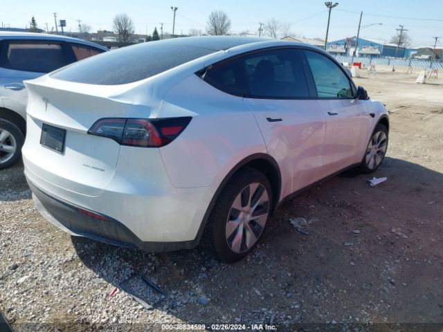 Photo 3 VIN: 7SAYGDEE3PF791889 - TESLA MODEL Y 