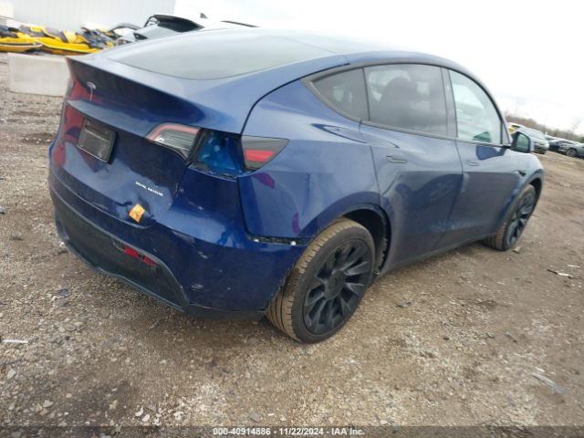 Photo 3 VIN: 7SAYGDEE3PF847054 - TESLA MODEL Y 