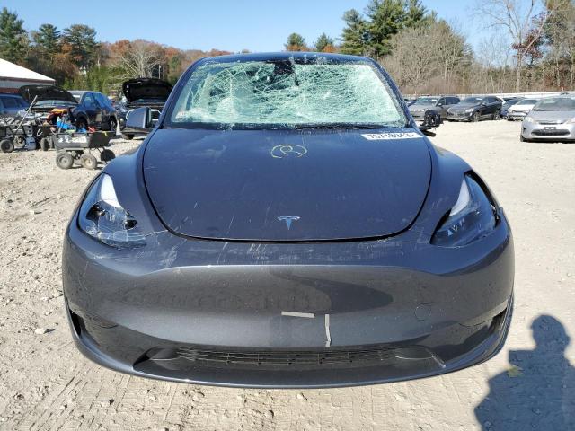 Photo 4 VIN: 7SAYGDEE3PF869636 - TESLA MODEL Y 