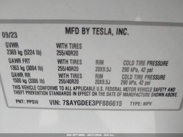 Photo 8 VIN: 7SAYGDEE3PF886615 - TESLA MODEL Y 