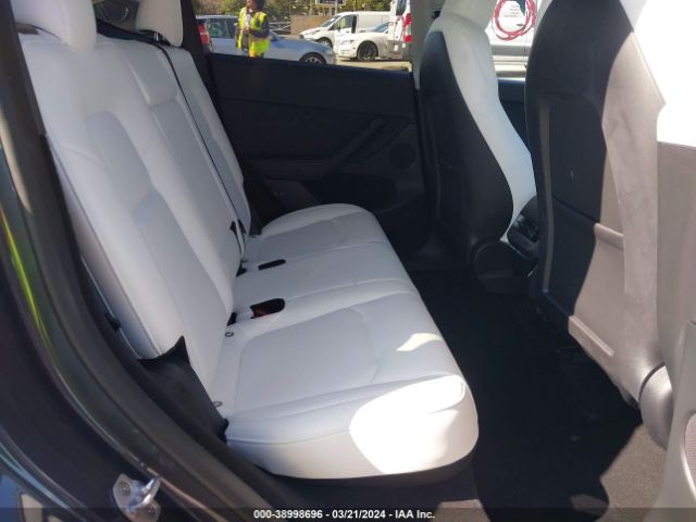 Photo 7 VIN: 7SAYGDEE3PF968005 - TESLA MODEL Y 