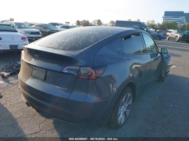 Photo 3 VIN: 7SAYGDEE3PF978694 - TESLA MODEL Y 