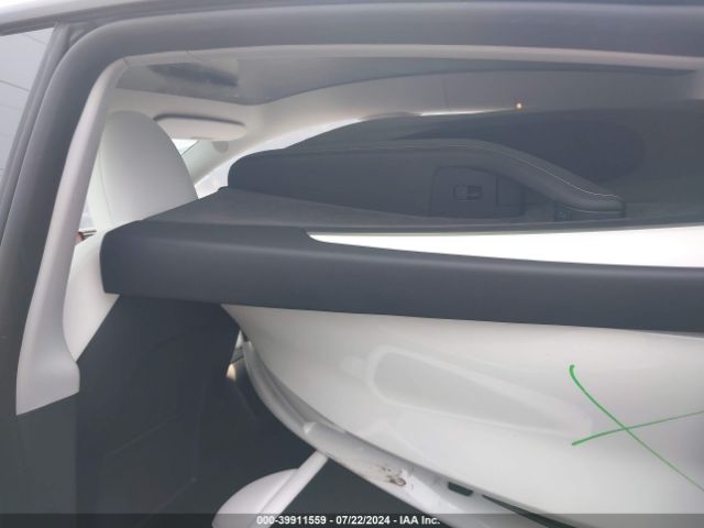 Photo 7 VIN: 7SAYGDEE3RA280098 - TESLA MODEL Y 