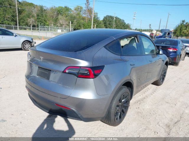 Photo 3 VIN: 7SAYGDEE3RA286595 - TESLA MODEL Y 