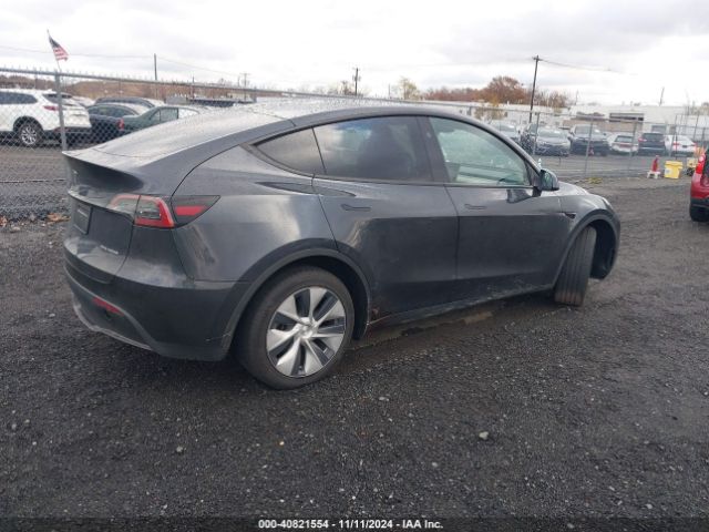 Photo 3 VIN: 7SAYGDEE3RF033716 - TESLA MODEL Y 