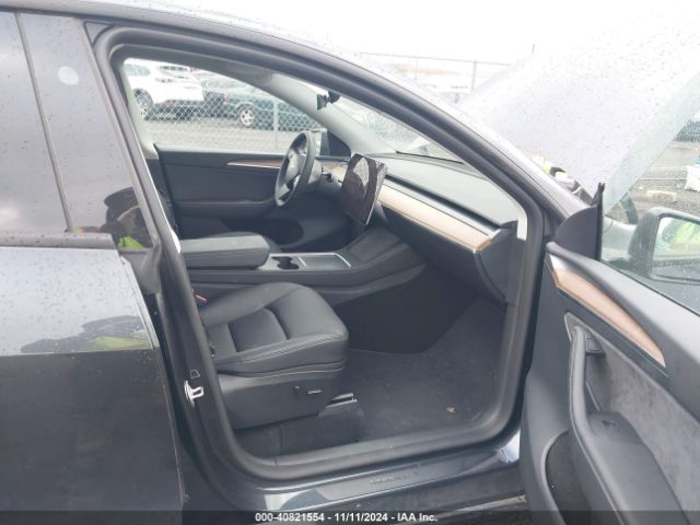 Photo 4 VIN: 7SAYGDEE3RF033716 - TESLA MODEL Y 