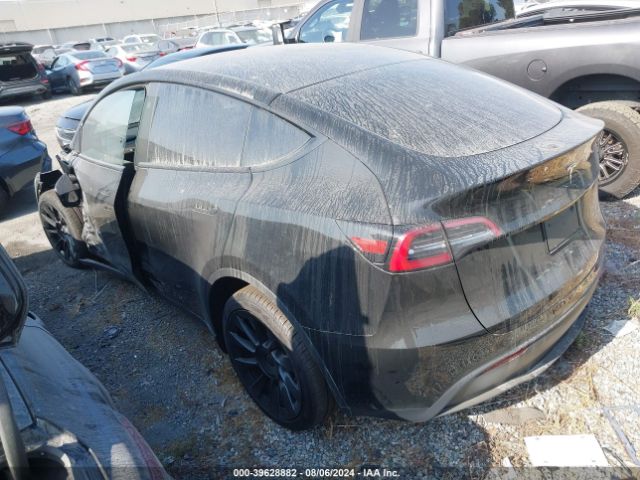 Photo 2 VIN: 7SAYGDEE3RF064318 - TESLA MODEL Y 