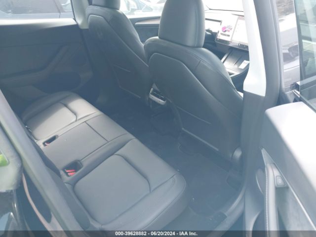 Photo 7 VIN: 7SAYGDEE3RF064318 - TESLA MODEL Y 