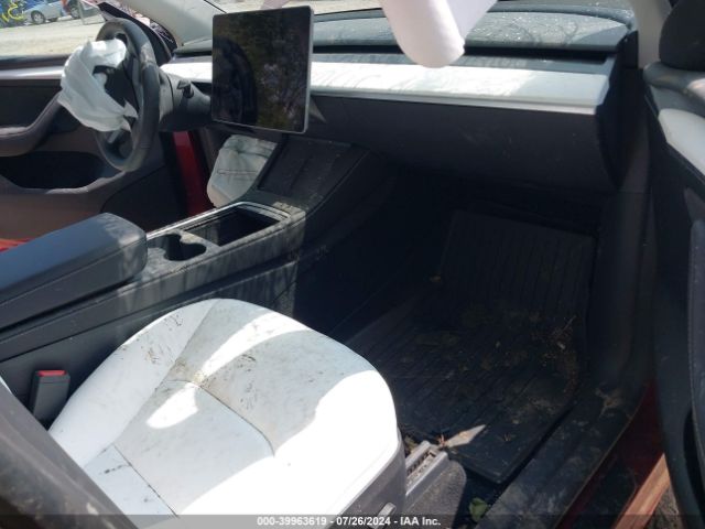 Photo 4 VIN: 7SAYGDEE3RF992226 - TESLA MODEL Y 