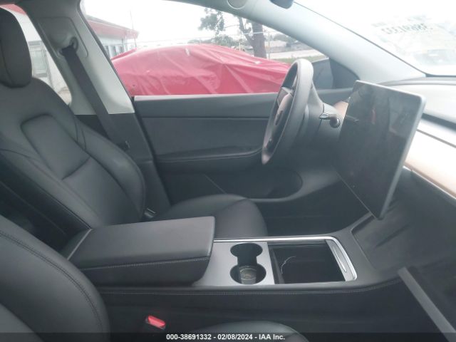 Photo 6 VIN: 7SAYGDEE4NA003082 - TESLA MODEL Y 