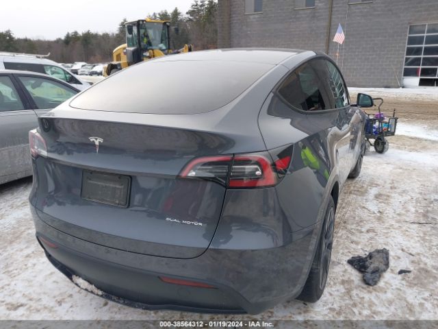 Photo 3 VIN: 7SAYGDEE4NA008458 - TESLA MODEL Y 