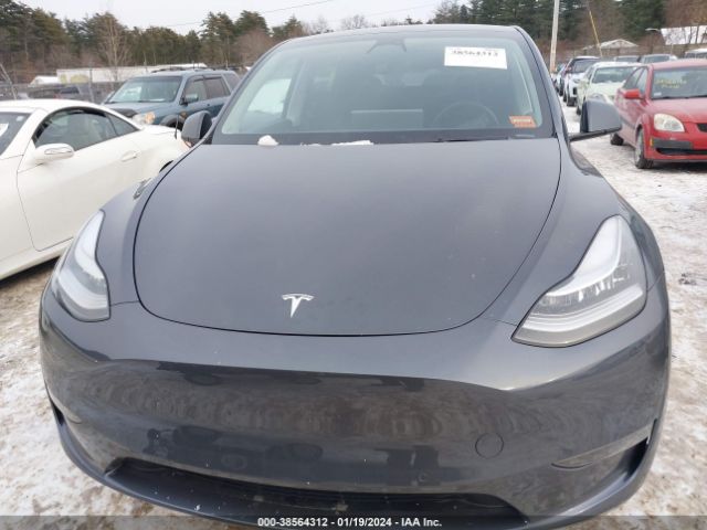 Photo 9 VIN: 7SAYGDEE4NA008458 - TESLA MODEL Y 