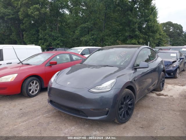 Photo 1 VIN: 7SAYGDEE4NF327183 - TESLA MODEL Y 