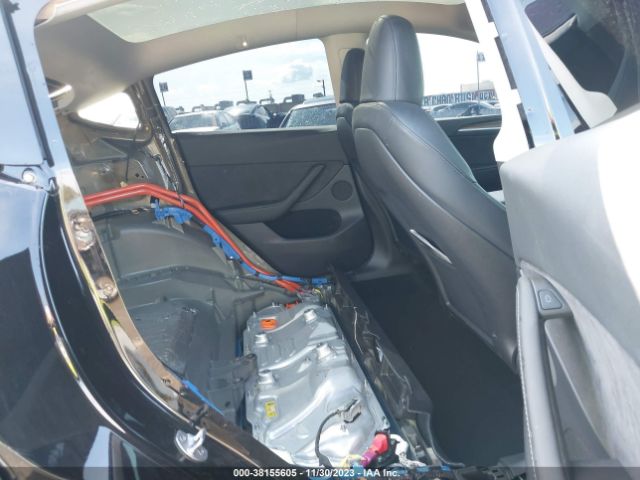 Photo 7 VIN: 7SAYGDEE4PA029345 - TESLA MODEL Y 